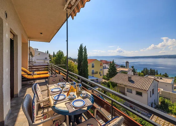 Tanja With Sea View Near Апартаменты Цриквеница