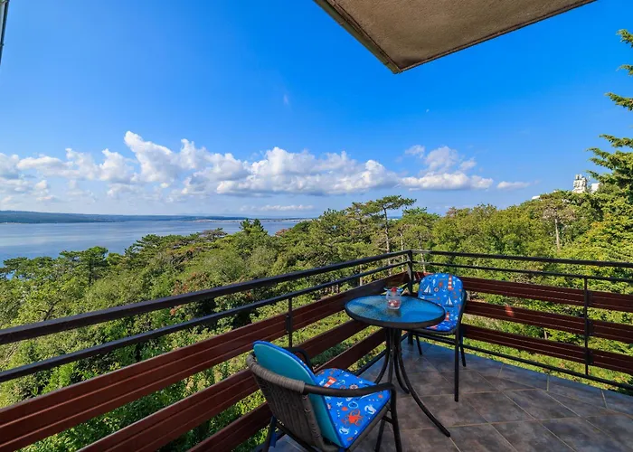 Апартаменты Tanja With Sea View Near