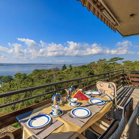 Apartamento Tanja With Sea View Near *