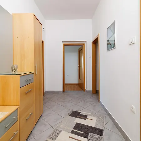 Apartamento Tanja With Sea View Near *