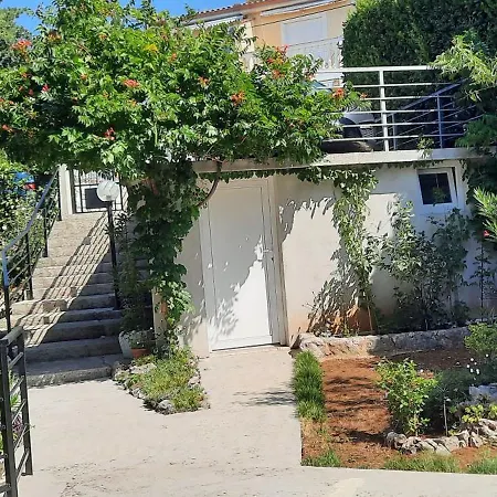 Tanja With Sea View Near Crikvenica