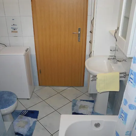 Tanja With Sea View Near Apartamento *