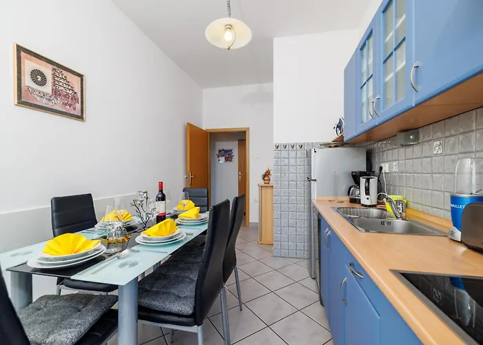 Apartman Tanja With Sea View Near Crikvenica